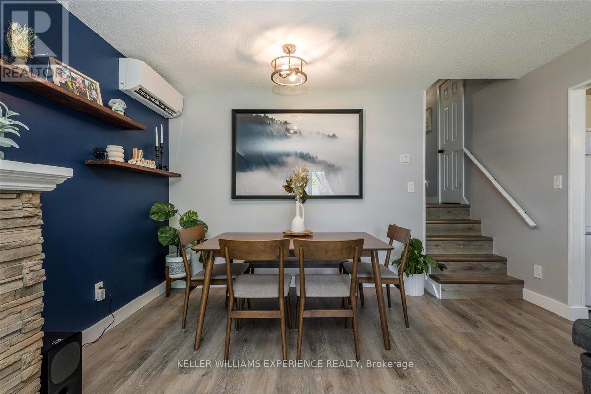 11 Murray Street, Orillia, Ontario  L3V 2L8 - Photo 14 - S12869584