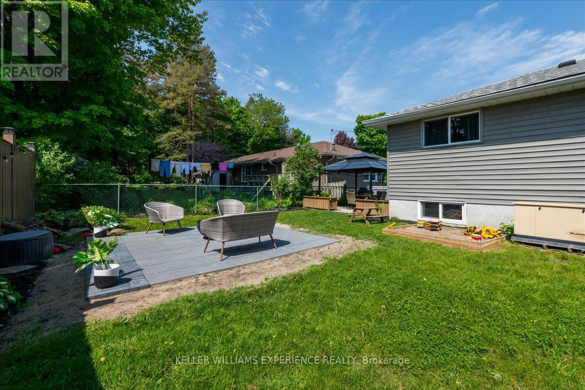 11 Murray Street, Orillia, Ontario  L3V 2L8 - Photo 32 - S12869584