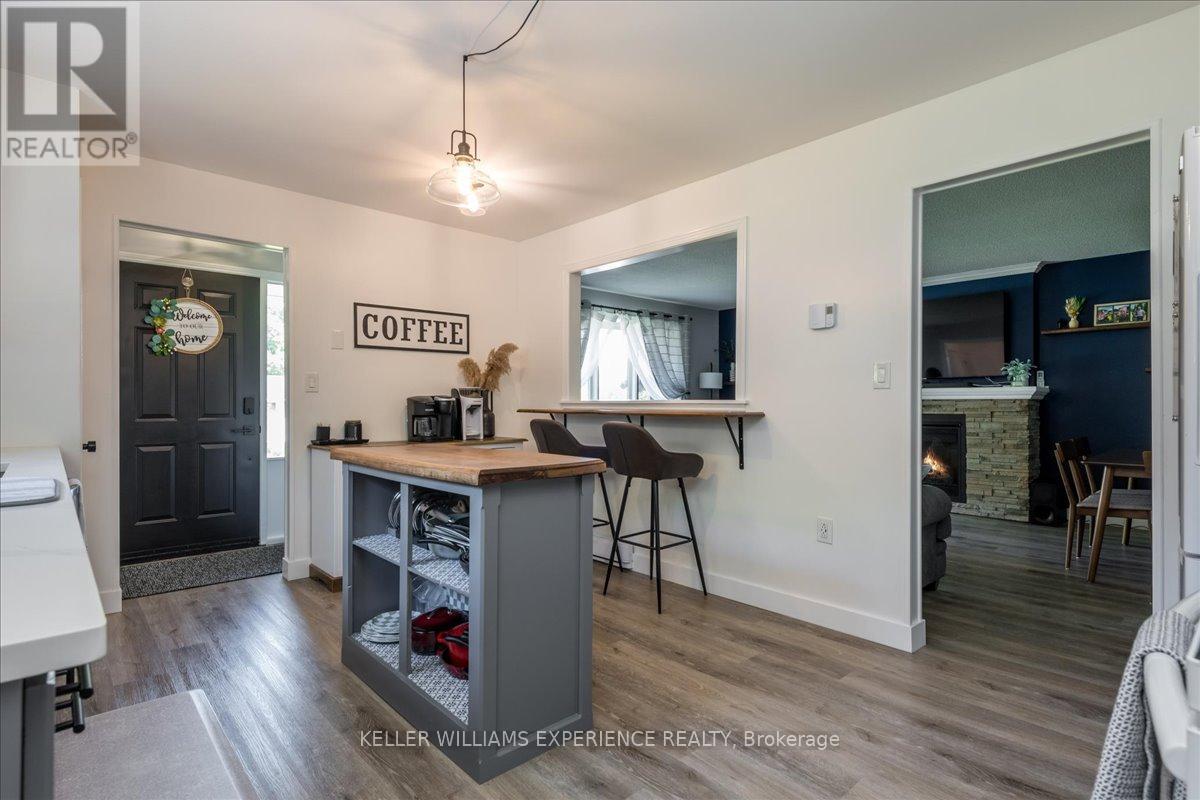 11 Murray Street, Orillia, Ontario  L3V 2L8 - Photo 6 - S12869584