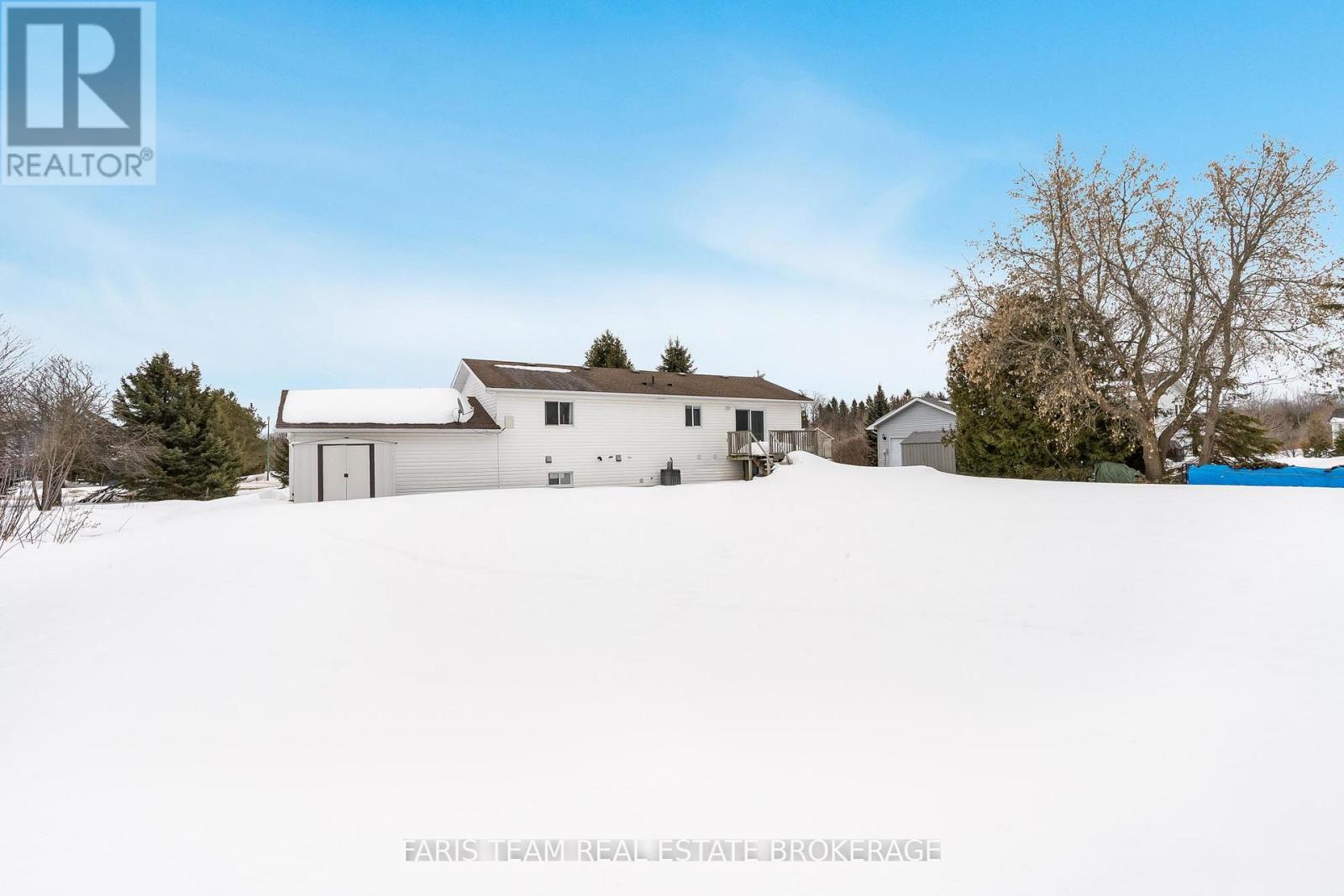 10 Surrey Lane, Clearview (New Lowell), Ontario  L0M 1N0 - Photo 35 - S12869712