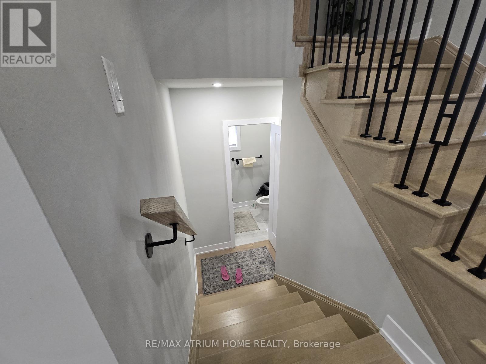 5 Norbury Crescent, Toronto, Ontario  M1P 0G3 - Photo 23 - E12860214