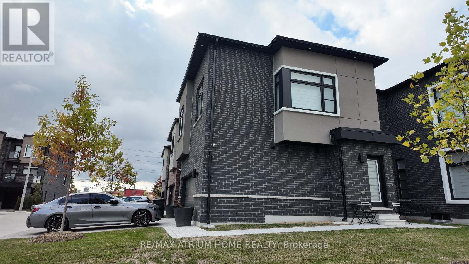 5 Norbury Crescent, Toronto, Ontario  M1P 0G3 - Photo 3 - E12860214