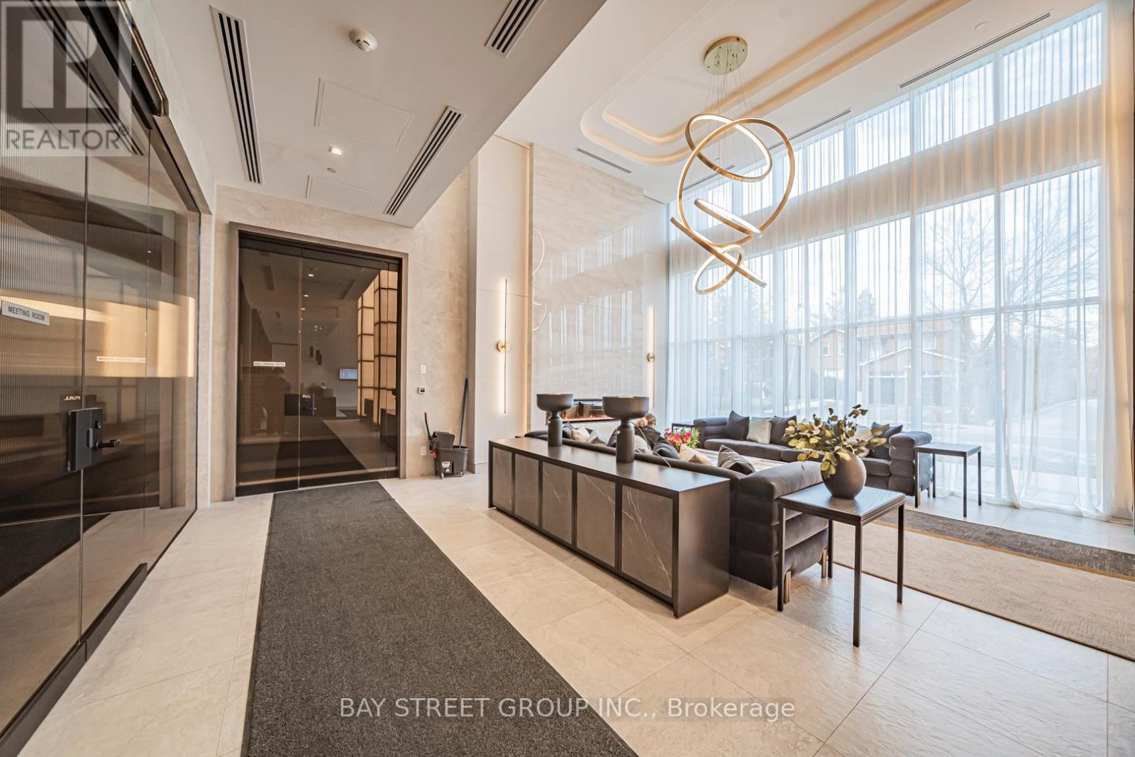 604 - 8888 Yonge Street, Richmond Hill, Ontario  L4C 5V6 - Photo 8 - N12857950