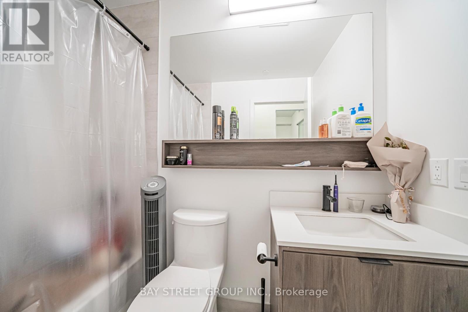 604 - 8888 Yonge Street, Richmond Hill, Ontario  L4C 5V6 - Photo 14 - N12857950