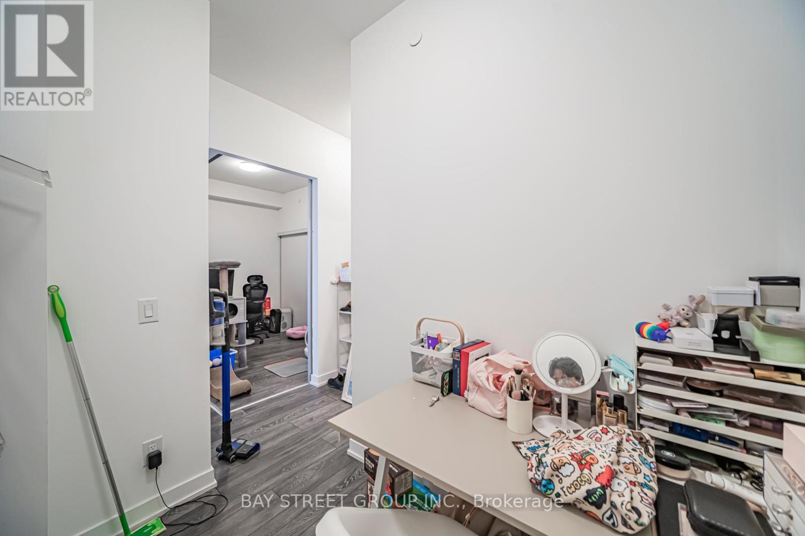 604 - 8888 Yonge Street, Richmond Hill, Ontario  L4C 5V6 - Photo 16 - N12857950