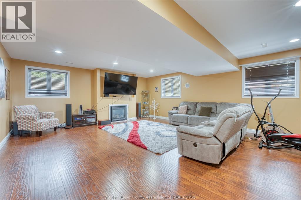 4692 Shadetree Crescent, Windsor, Ontario  N9G 2V1 - Photo 16 - 26005061