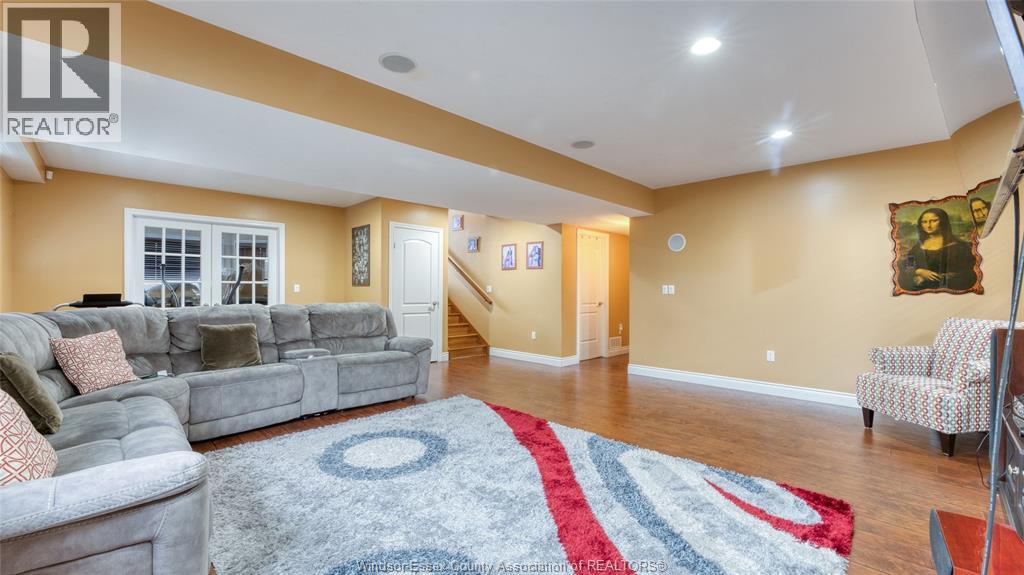 4692 Shadetree Crescent, Windsor, Ontario  N9G 2V1 - Photo 17 - 26005061