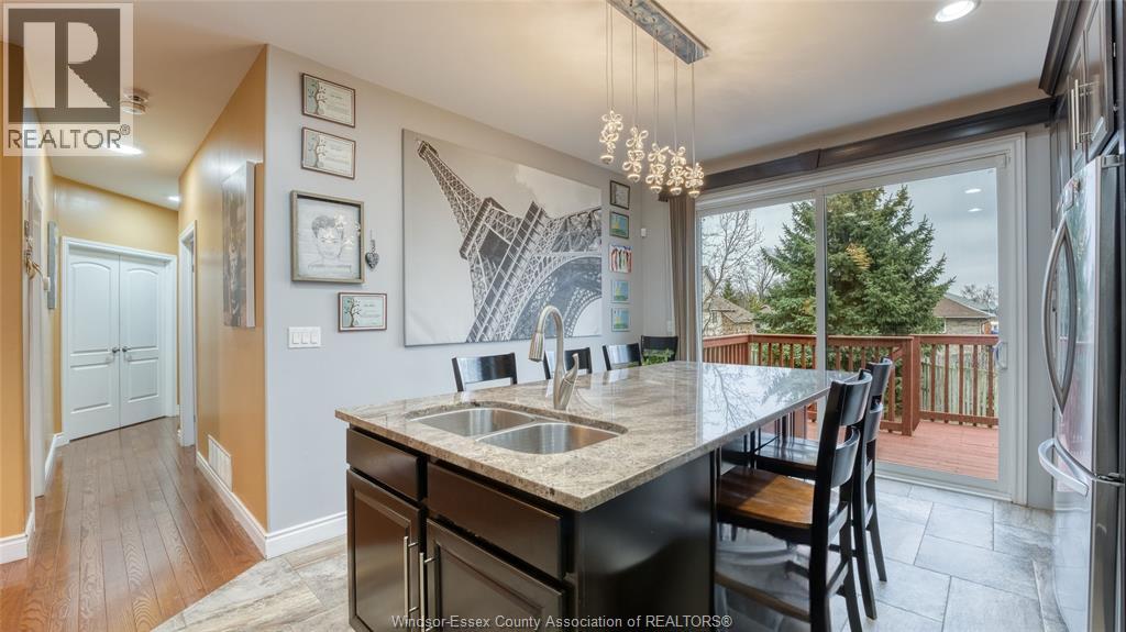 4692 Shadetree Crescent, Windsor, Ontario  N9G 2V1 - Photo 9 - 26005061