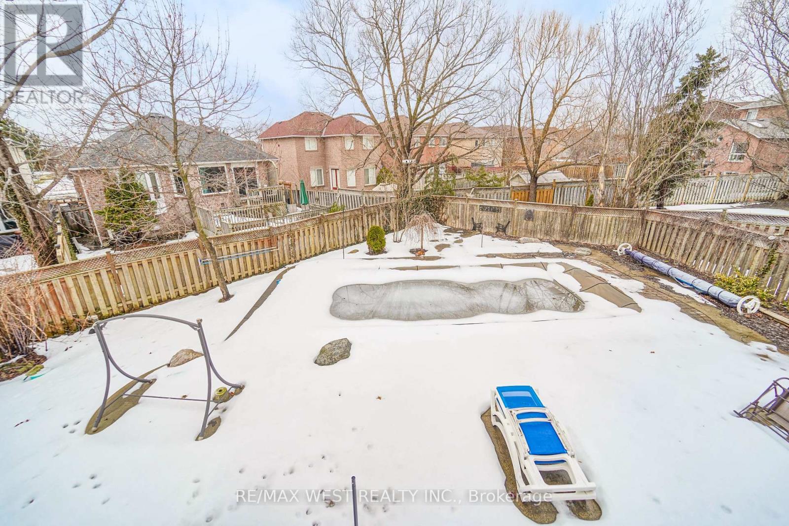 5581 Wheatland Court, Mississauga, Ontario  L5V 2E4 - Photo 11 - W12867148