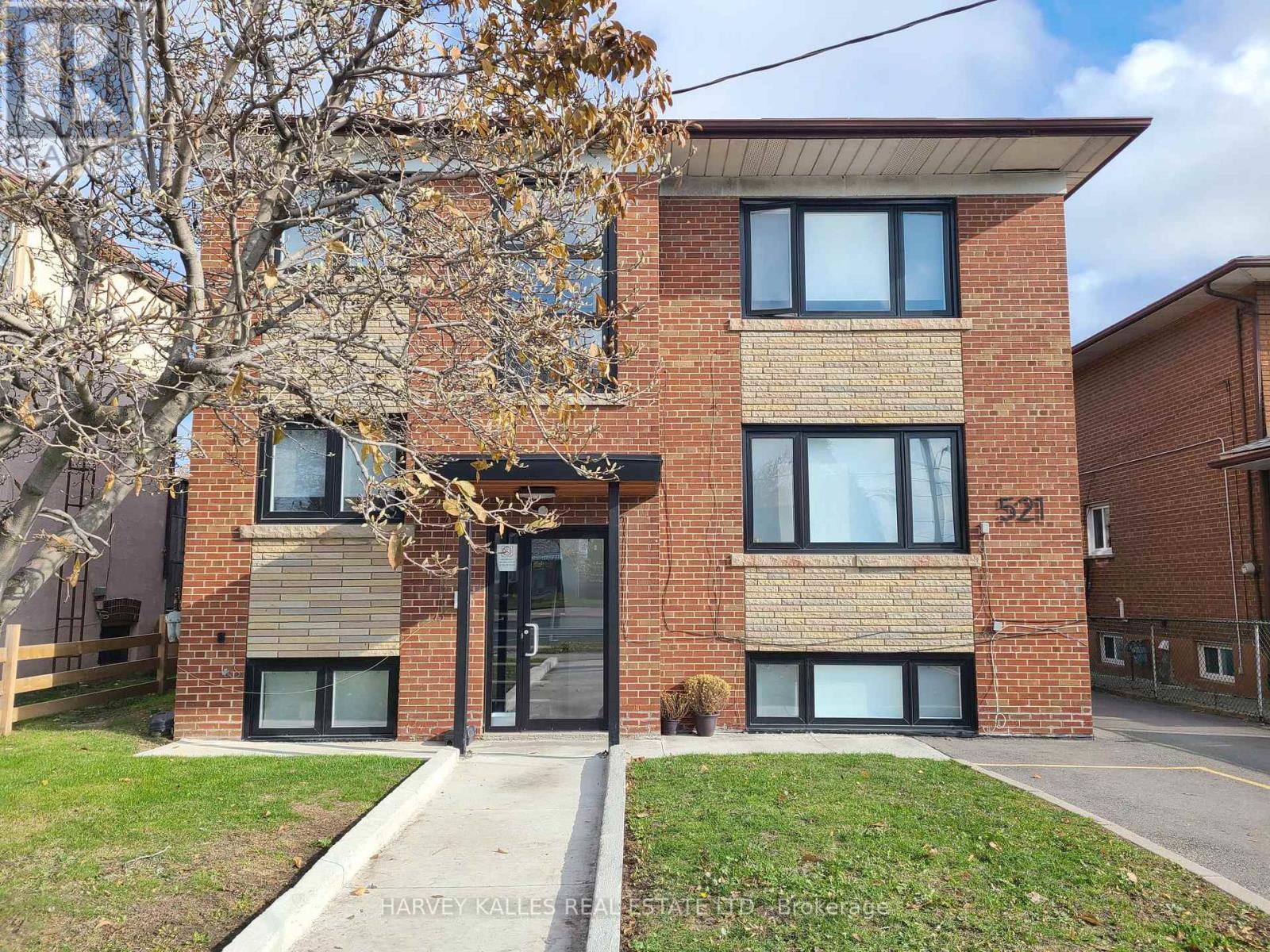 6 - 521 BROWNS LINE, Toronto, Ontario