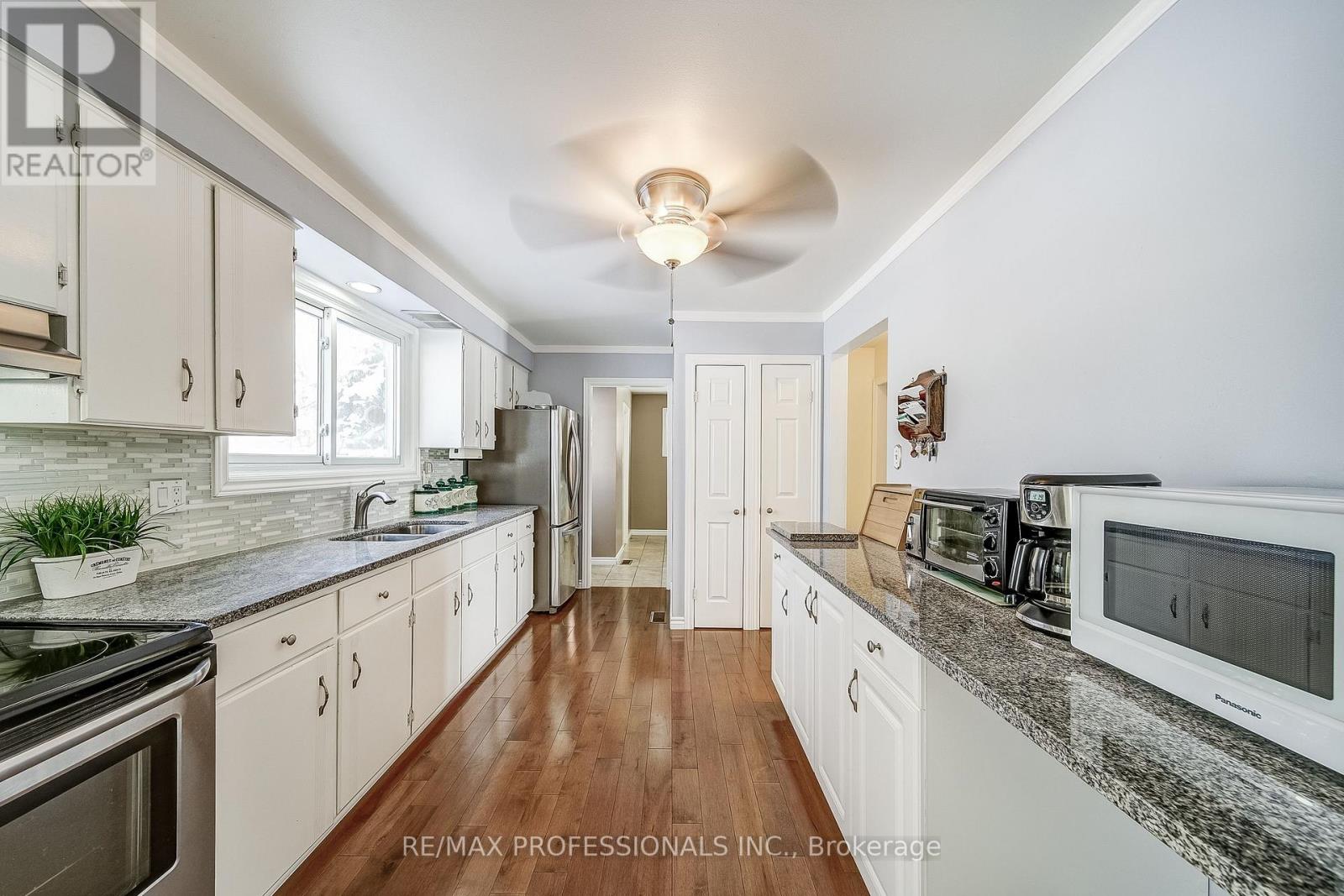 2 Agnes Street, Barrie, Ontario  L4M 2S2 - Photo 17 - S12747296