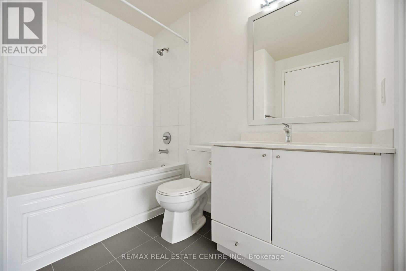 2910 - 3975 Grand Park Drive, Mississauga, Ontario  L5B 0K4 - Photo 22 - W12868166