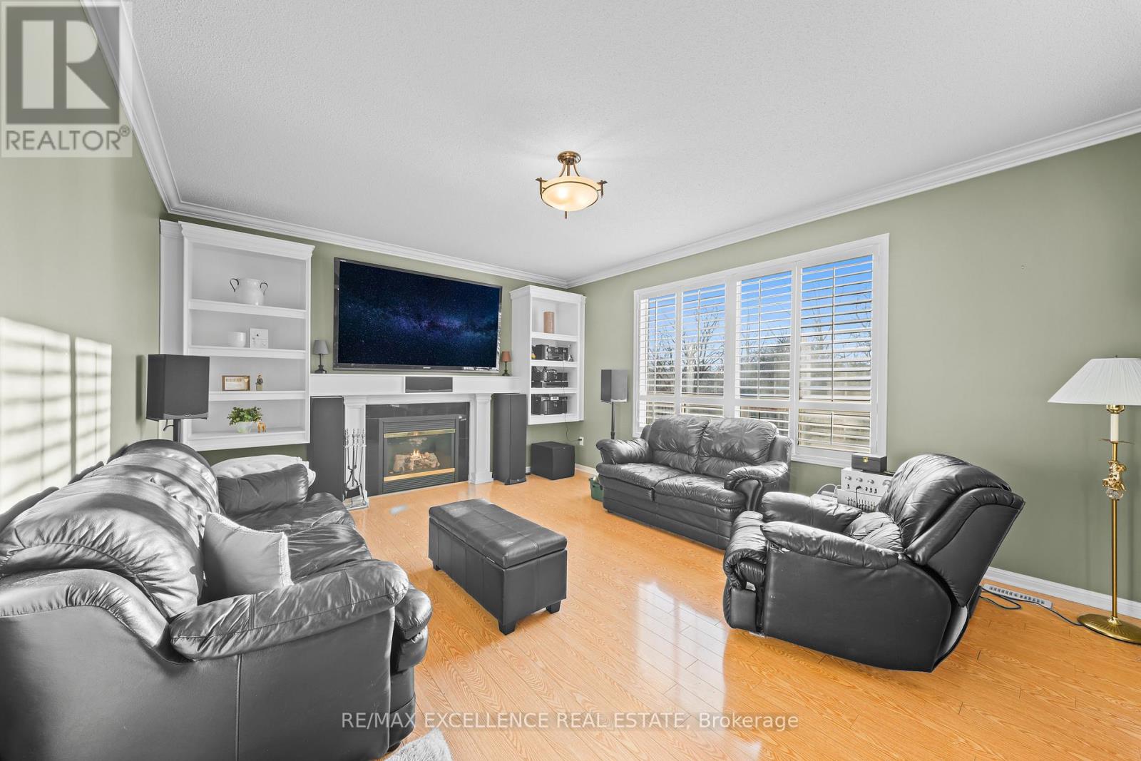 82 Bloomsbury Avenue, Brampton, Ontario  L6P 1S6 - Photo 17 - W12869574