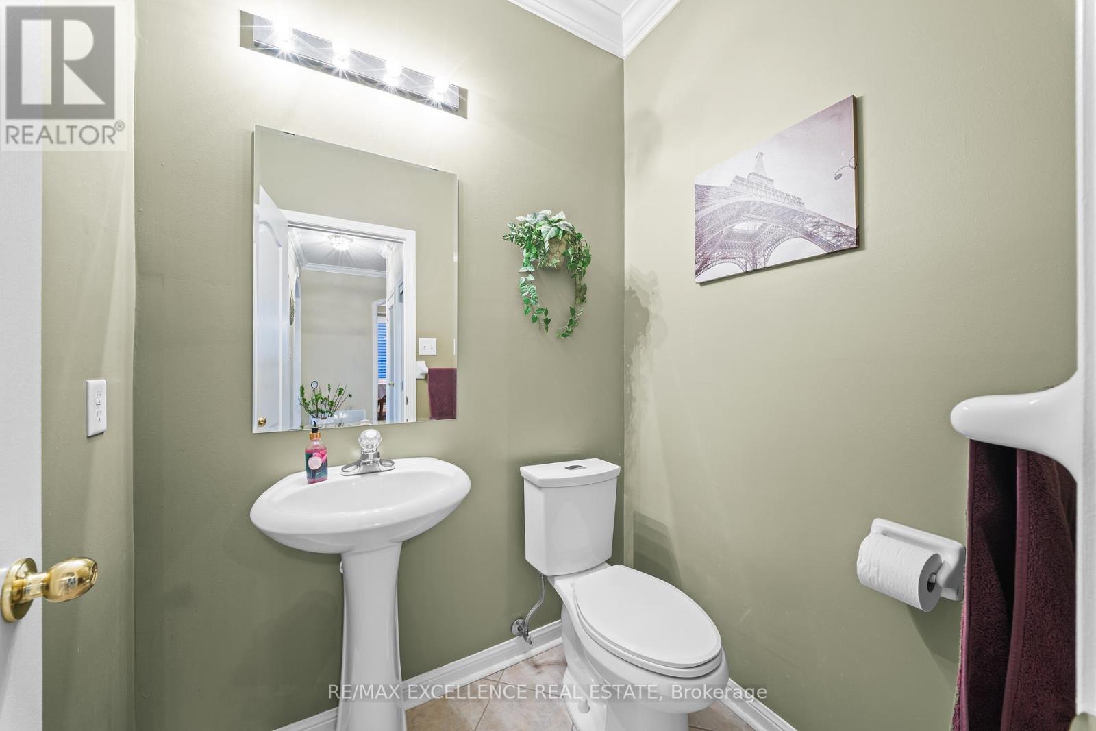 82 Bloomsbury Avenue, Brampton, Ontario  L6P 1S6 - Photo 18 - W12869574