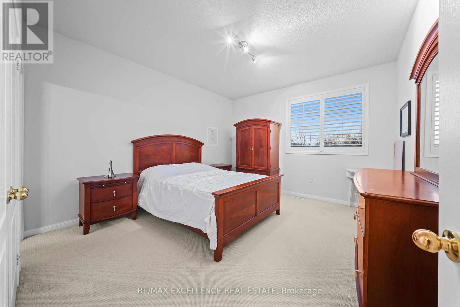 82 Bloomsbury Avenue, Brampton, Ontario  L6P 1S6 - Photo 31 - W12869574