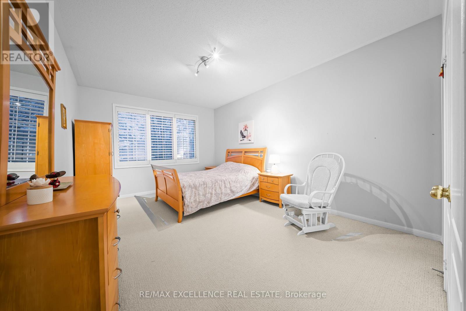 82 Bloomsbury Avenue, Brampton, Ontario  L6P 1S6 - Photo 34 - W12869574