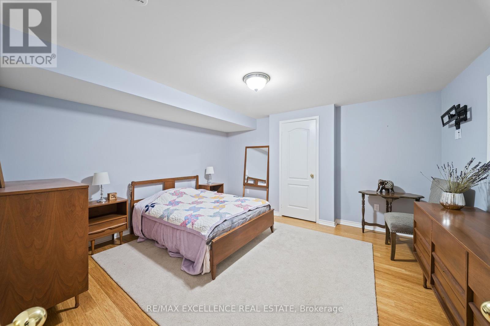 82 Bloomsbury Avenue, Brampton, Ontario  L6P 1S6 - Photo 40 - W12869574