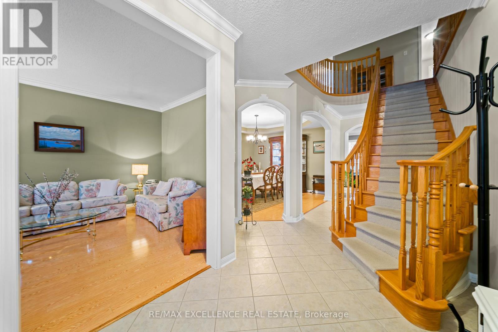 82 Bloomsbury Avenue, Brampton, Ontario  L6P 1S6 - Photo 9 - W12869574