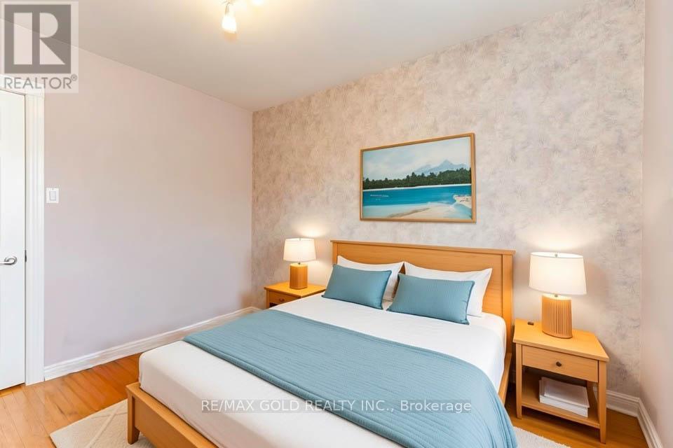 7158 Harwick Drive, Mississauga, Ontario  L4T 3A4 - Photo 23 - W12869586