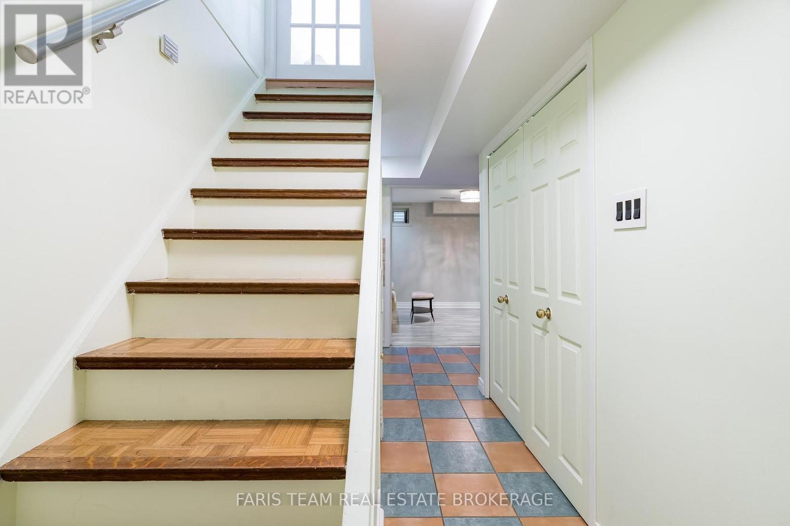 18 - 2075 Asta Drive, Mississauga, Ontario  L5A 2T5 - Photo 24 - W12869622