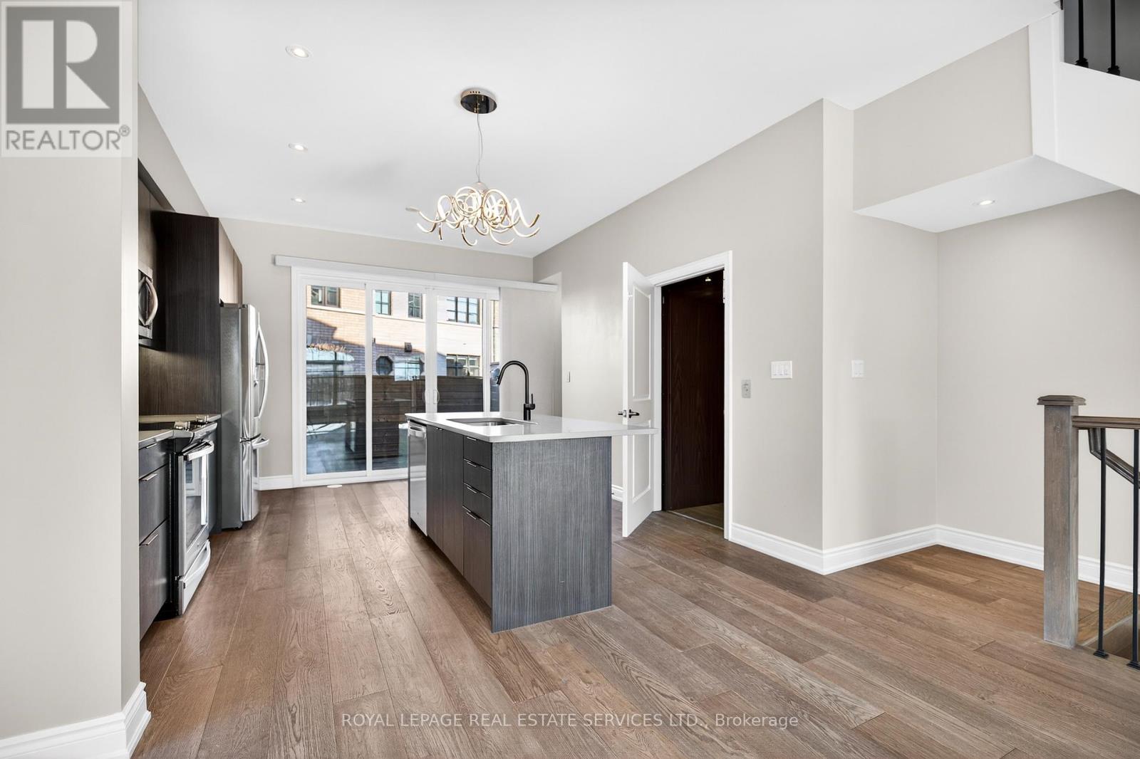 2193 Lillykin Street, Oakville, Ontario  L6H 7H2 - Photo 15 - W12869636