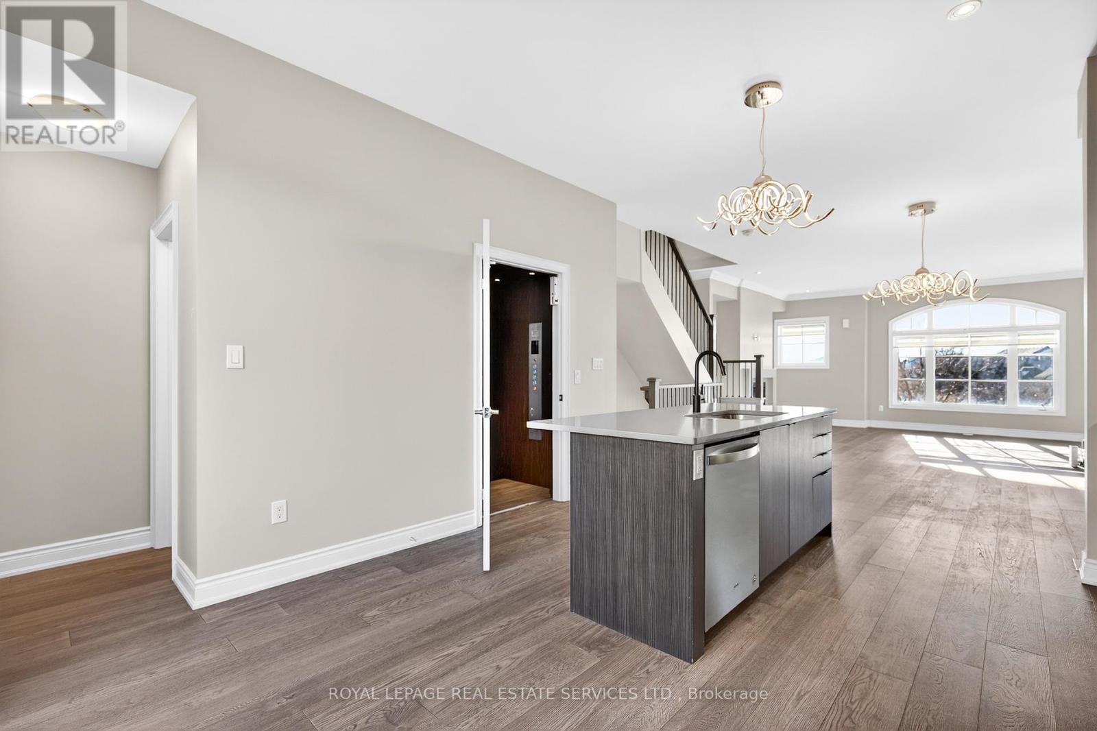 2193 Lillykin Street, Oakville, Ontario  L6H 7H2 - Photo 19 - W12869636