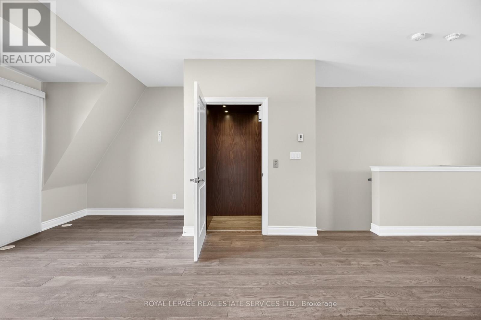 2193 Lillykin Street, Oakville, Ontario  L6H 7H2 - Photo 37 - W12869636