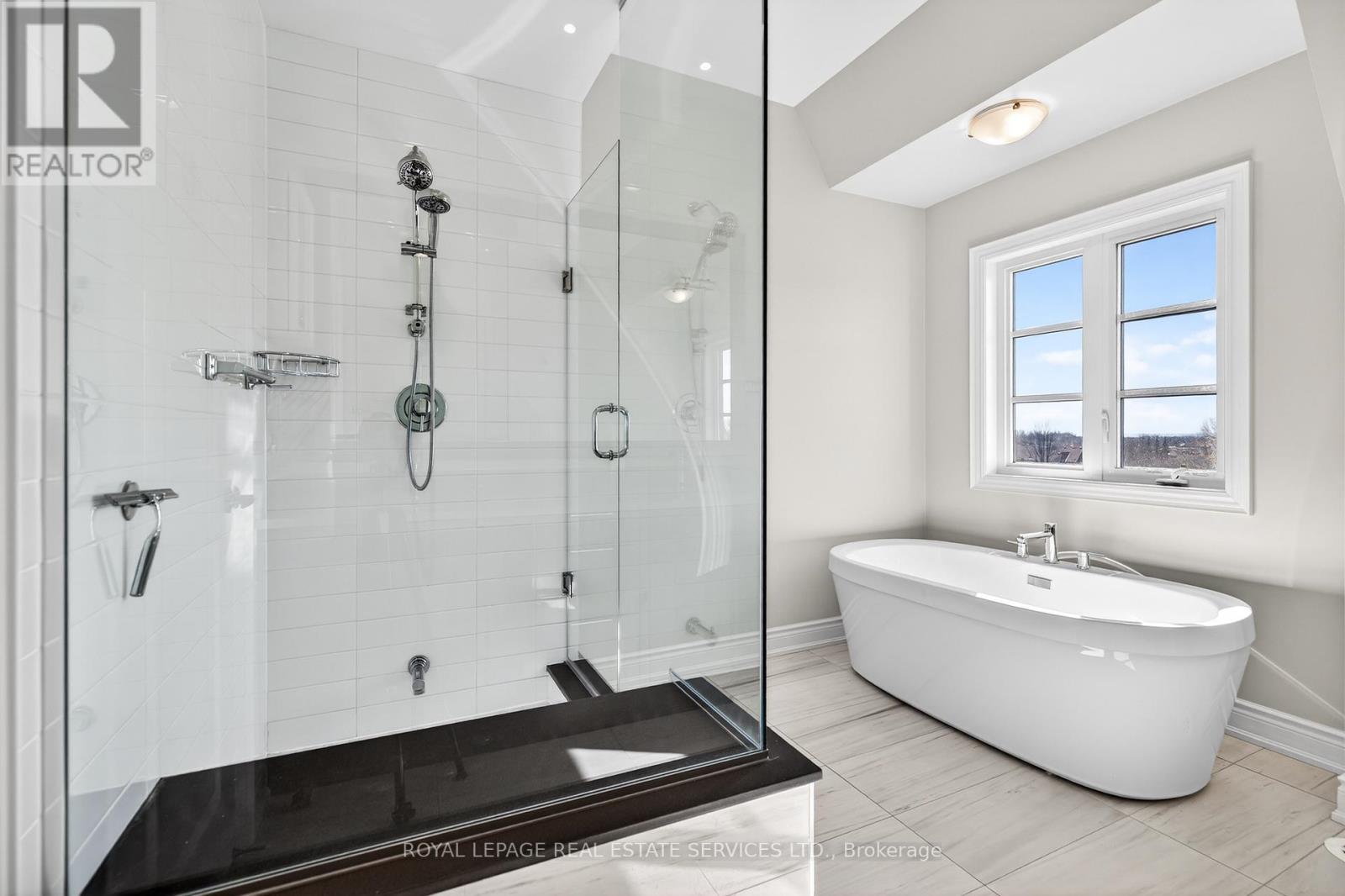 2193 Lillykin Street, Oakville, Ontario  L6H 7H2 - Photo 46 - W12869636