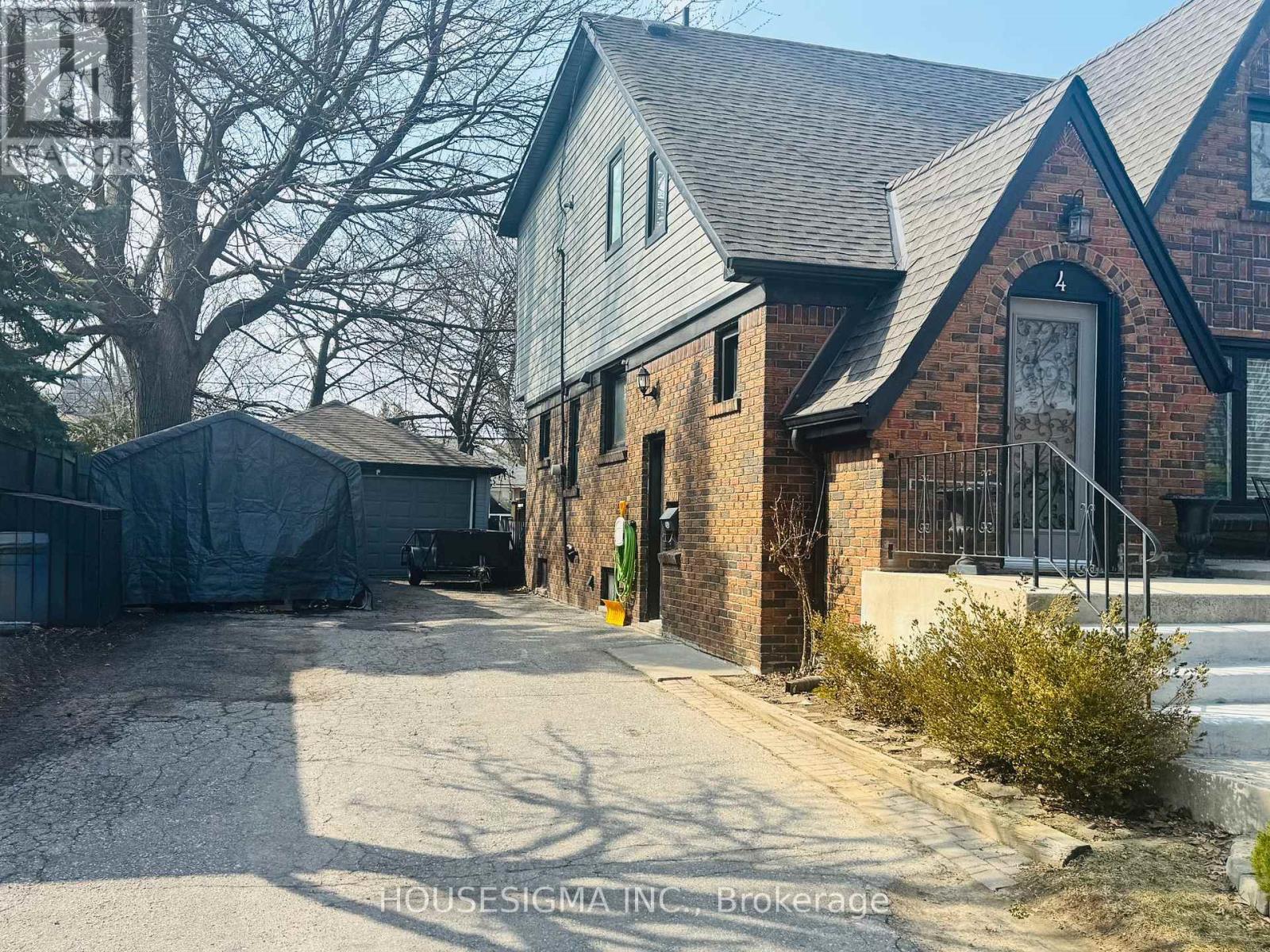 4 Parker Avenue, Toronto, Ontario  M8Z 4L5 - Photo 2 - W12869668