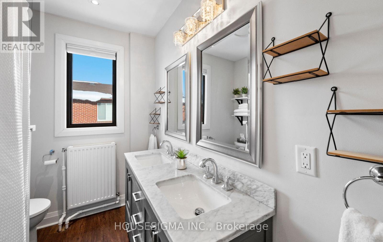 4 Parker Avenue, Toronto, Ontario  M8Z 4L5 - Photo 31 - W12869668