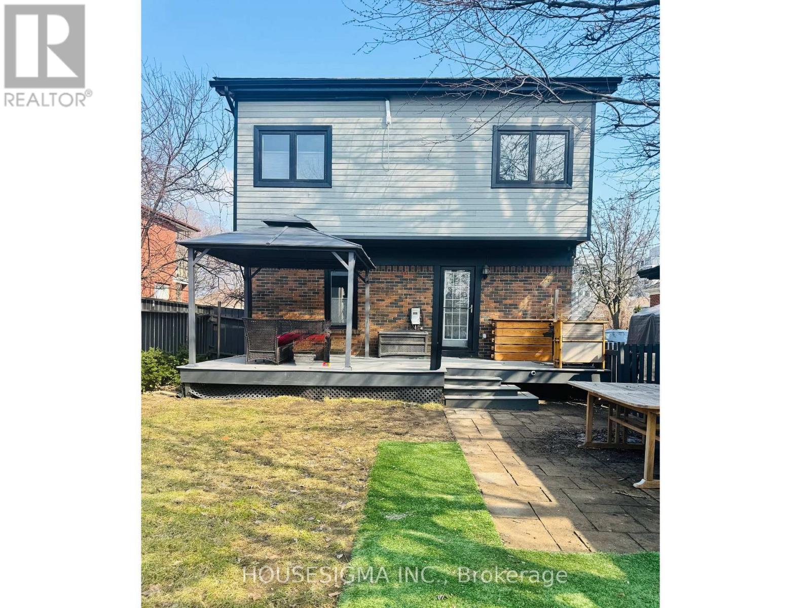 4 Parker Avenue, Toronto, Ontario  M8Z 4L5 - Photo 39 - W12869668