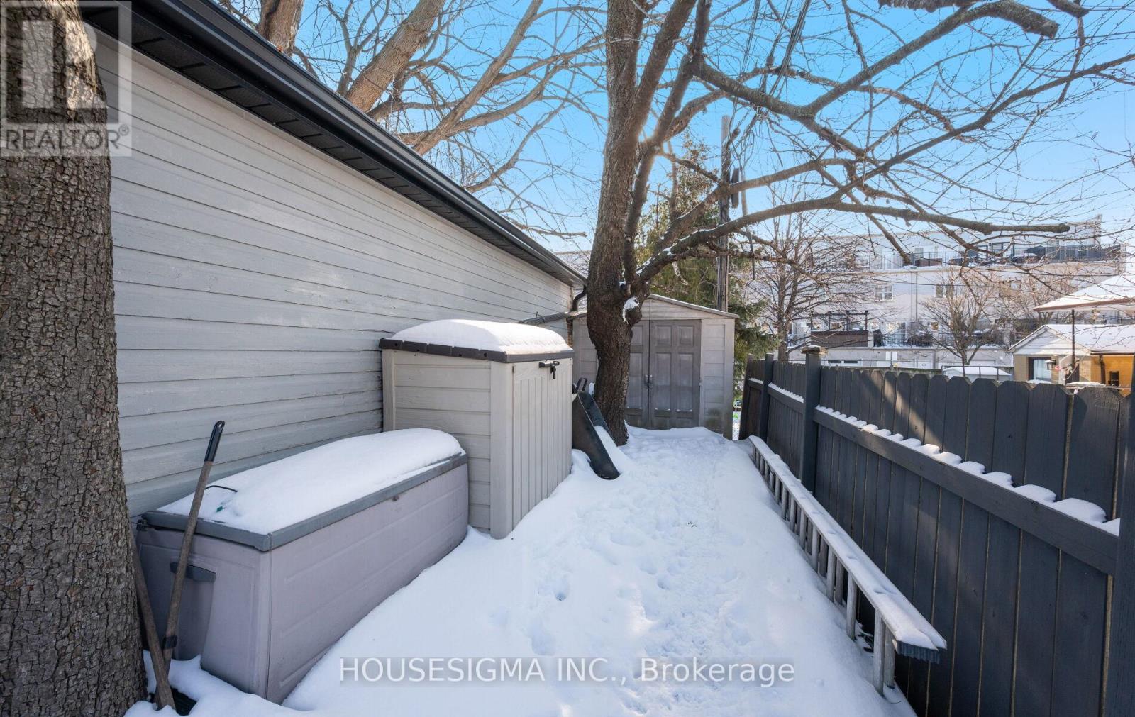 4 Parker Avenue, Toronto, Ontario  M8Z 4L5 - Photo 43 - W12869668