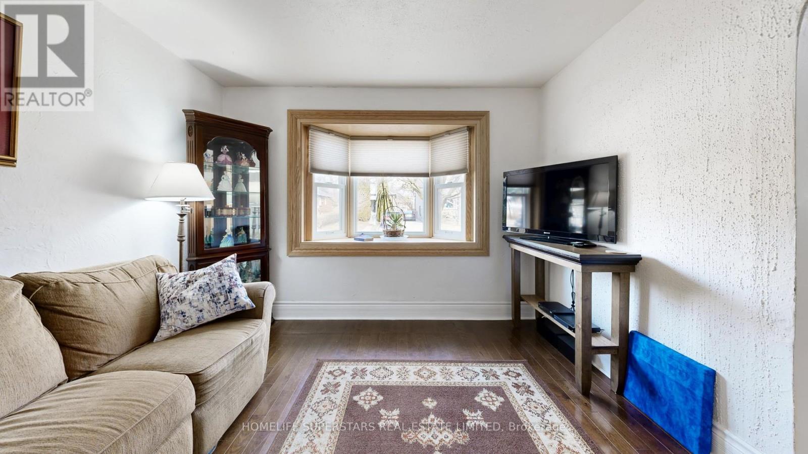 59 Albani Street, Toronto, Ontario  M8V 1X3 - Photo 11 - W12869702