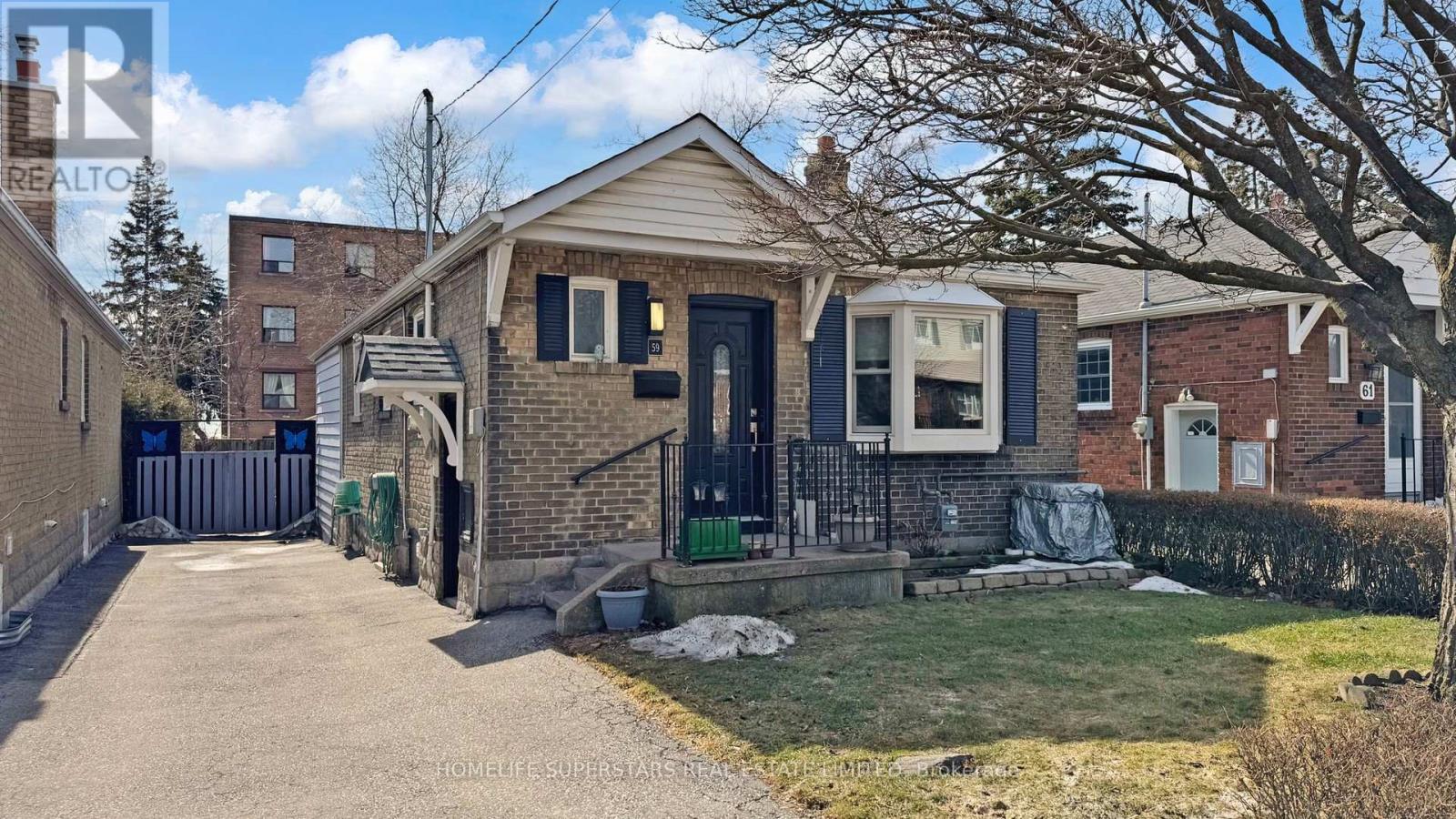 59 Albani Street, Toronto, Ontario  M8V 1X3 - Photo 3 - W12869702
