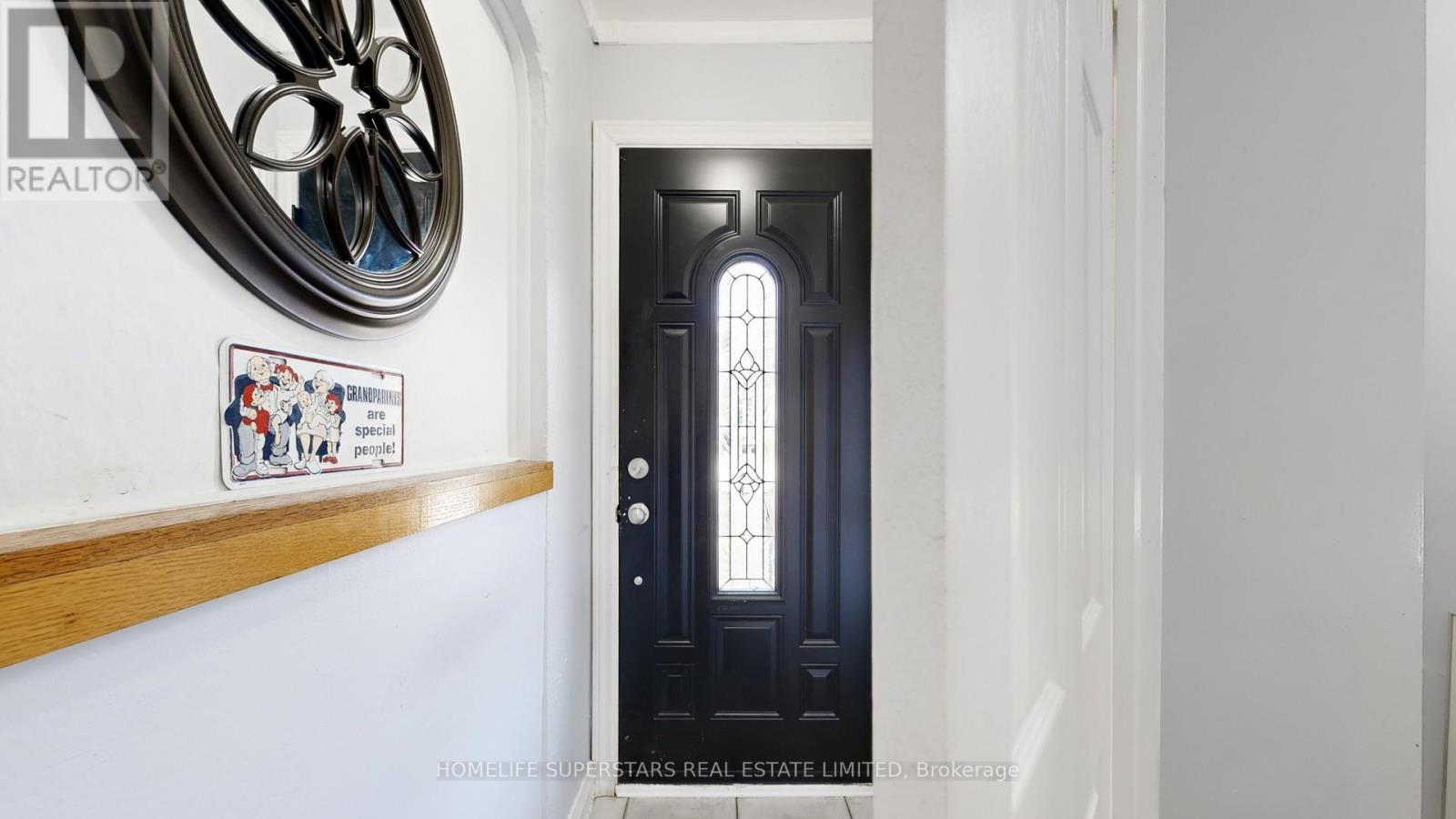 59 Albani Street, Toronto, Ontario  M8V 1X3 - Photo 6 - W12869702