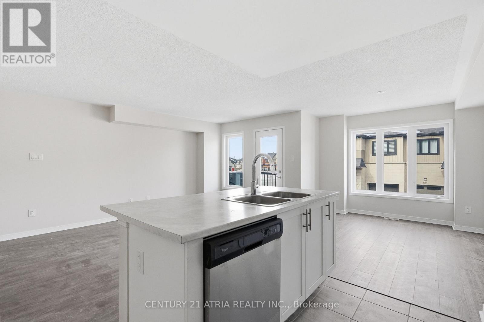 502 Radiant Private, Ottawa, Ontario  K2M 0M9 - Photo 18 - X12868420