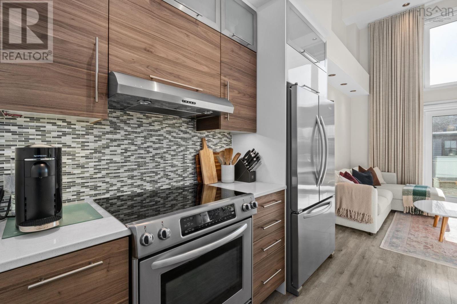 216 5662 Roberts Street, Halifax, Nova Scotia  B3K 0E3 - Photo 5 - 202604290