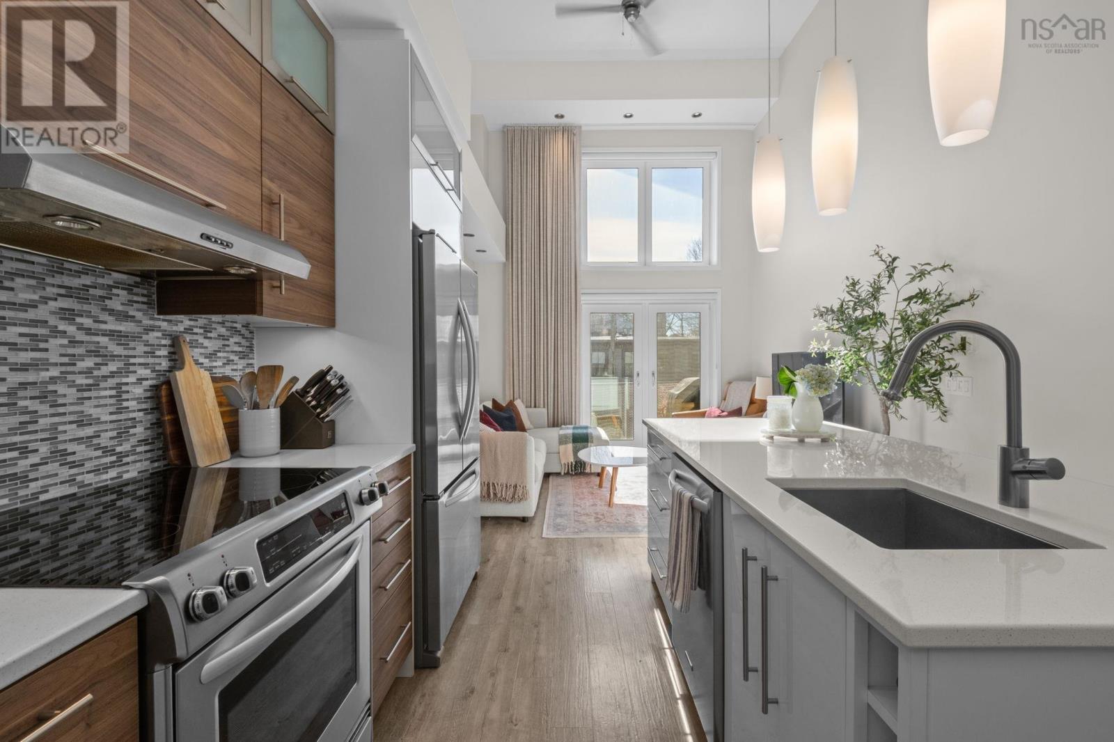 216 5662 Roberts Street, Halifax, Nova Scotia  B3K 0E3 - Photo 6 - 202604290