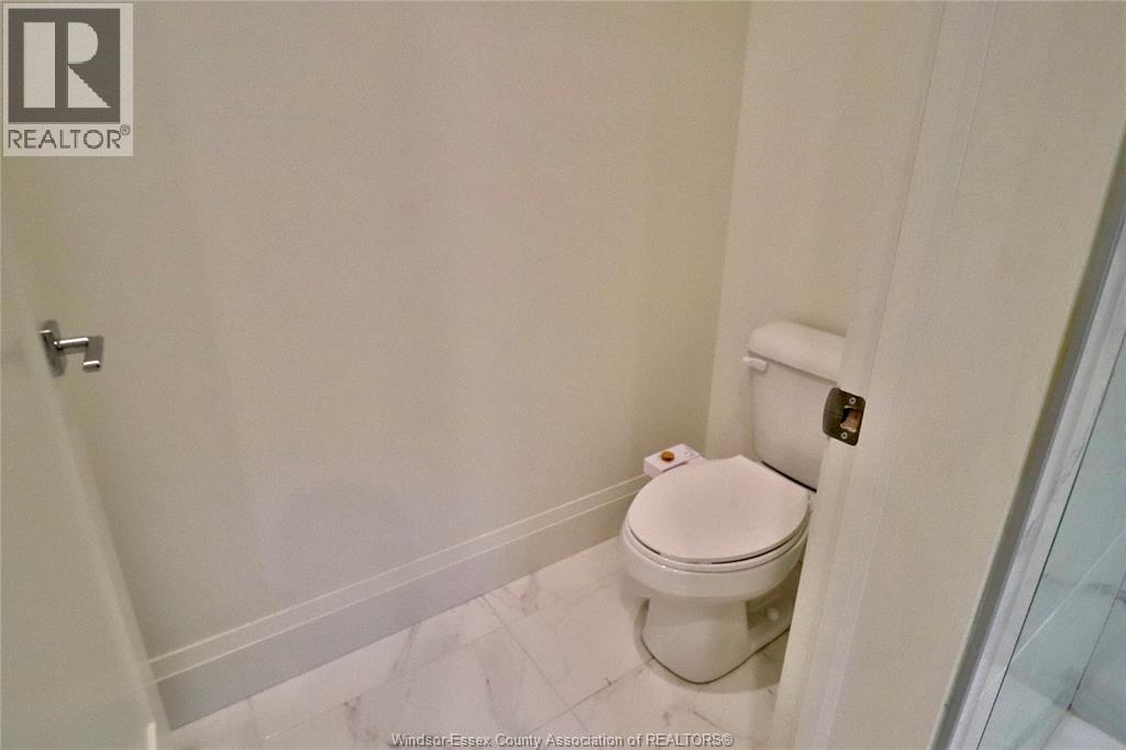 516 Lily Mac, Windsor, Ontario  N6E 3N7 - Photo 25 - 26005063