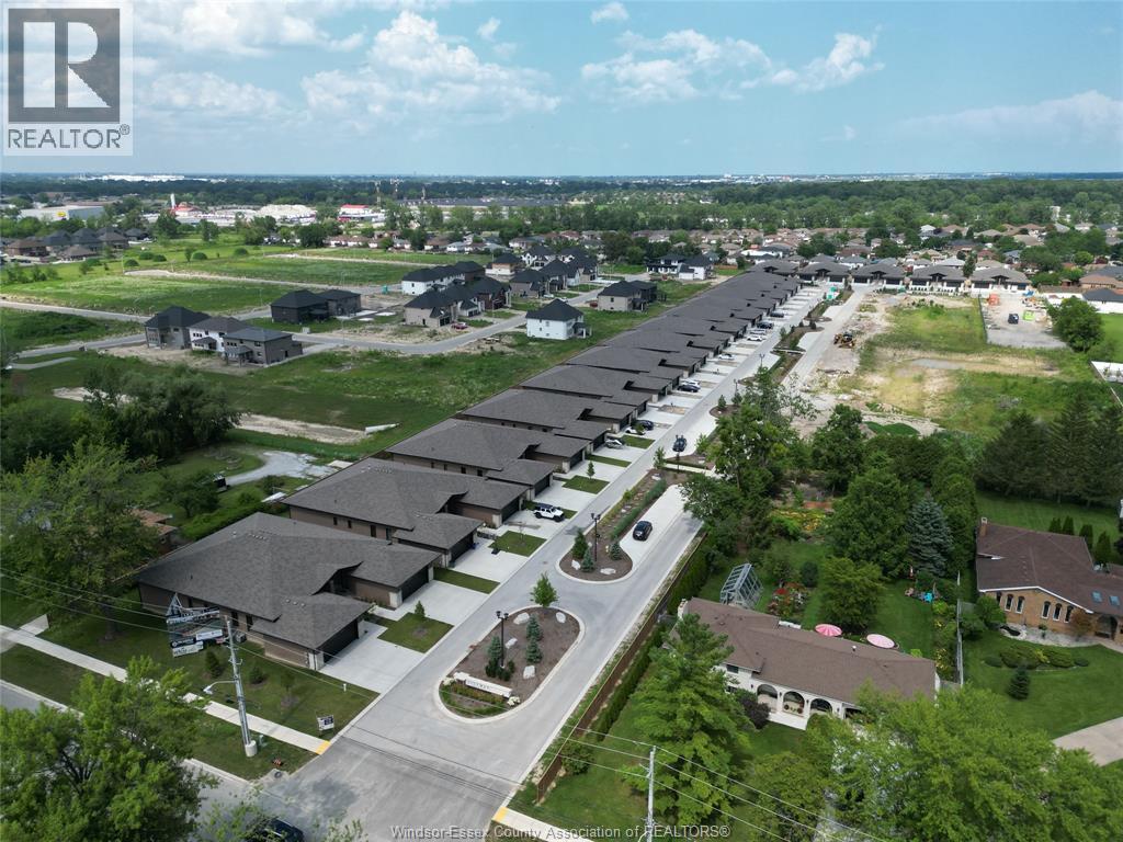 516 Lily Mac, Windsor, Ontario  N6E 3N7 - Photo 3 - 26005065