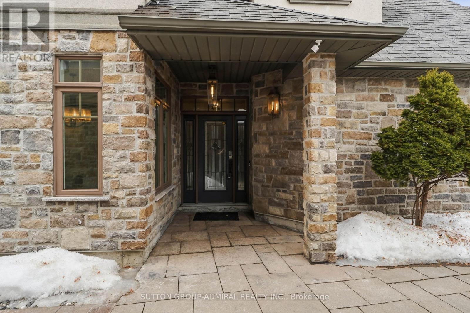 40 - 24 South Church Street, Belleville, Ontario  K8N 0A9 - Photo 2 - X12869686