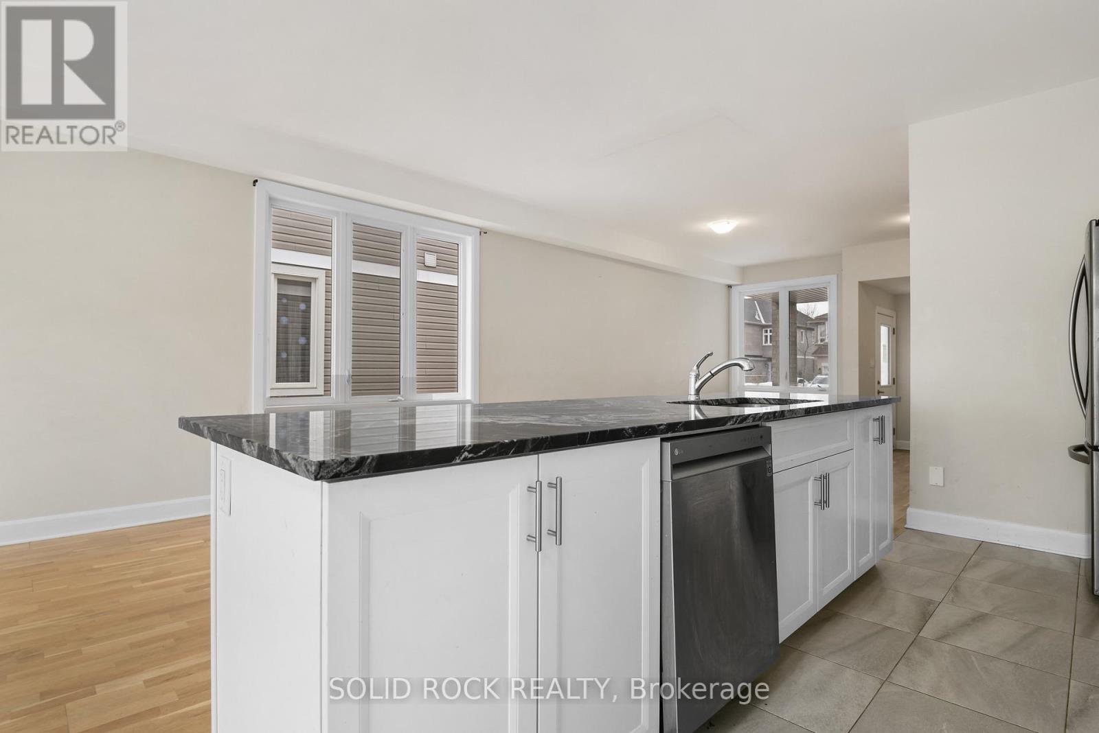 208 Bert Hall Street, Arnprior, Ontario  K7S 0H1 - Photo 13 - X12868696