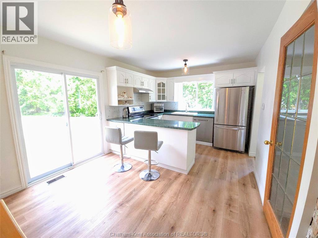 229 Elizabeth Street, Chatham, Ontario  N7L 2Y6 - Photo 11 - 26004160