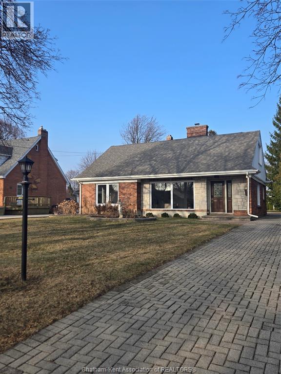 229 Elizabeth Street, Chatham, Ontario  N7L 2Y6 - Photo 3 - 26004160