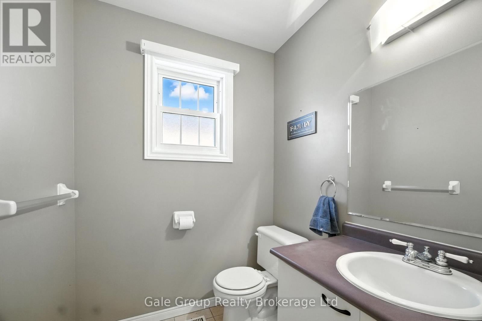 1030 Pearson Drive, Woodstock, Ontario  N4S 8V1 - Photo 11 - X12863210