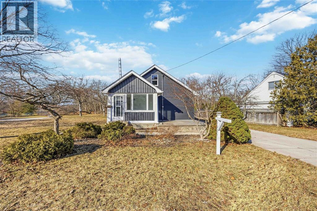 1027 COLBORNE ROAD, sarnia, Ontario