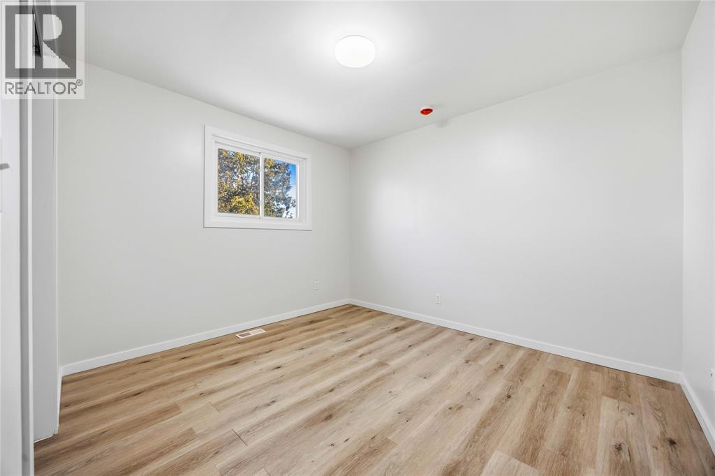 1027 Colborne Road, Sarnia, Ontario  N7V 3K6 - Photo 23 - 26005054