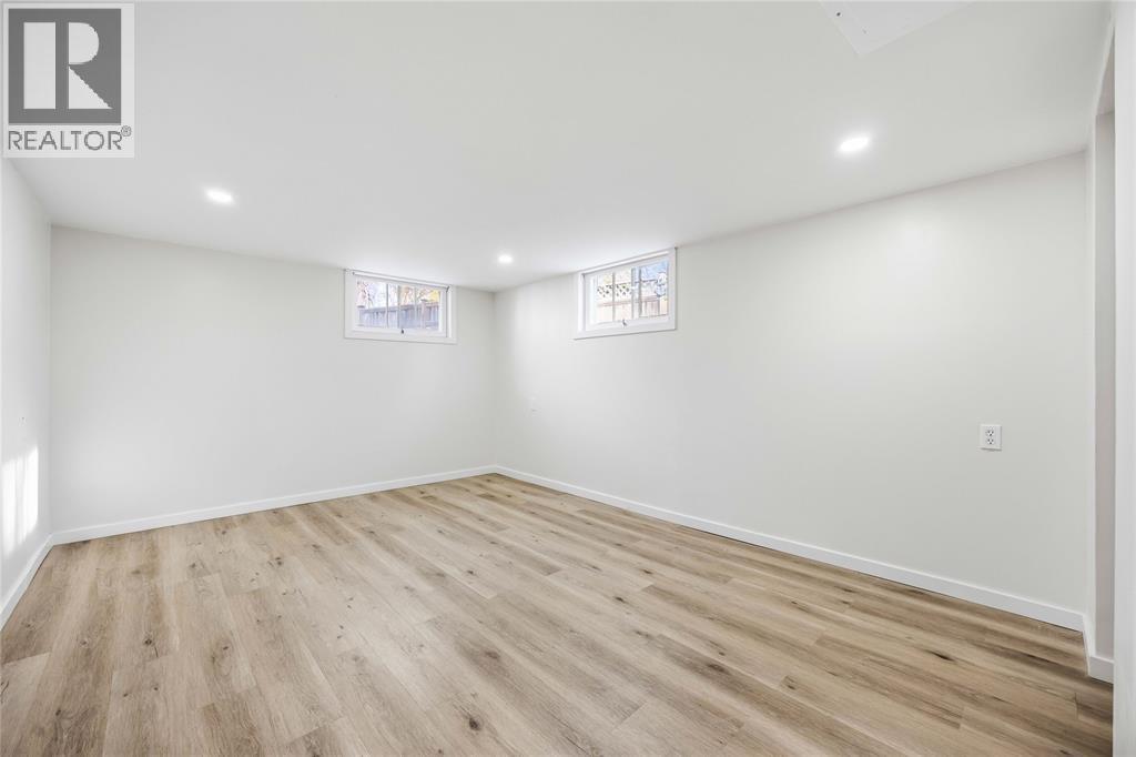 1027 Colborne Road, Sarnia, Ontario  N7V 3K6 - Photo 32 - 26005054