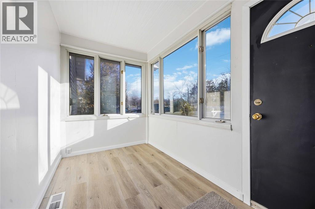 1027 Colborne Road, Sarnia, Ontario  N7V 3K6 - Photo 7 - 26005054