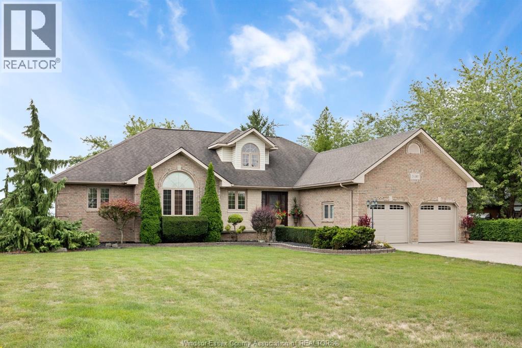 15381 COUNTY RD 8, essex, Ontario